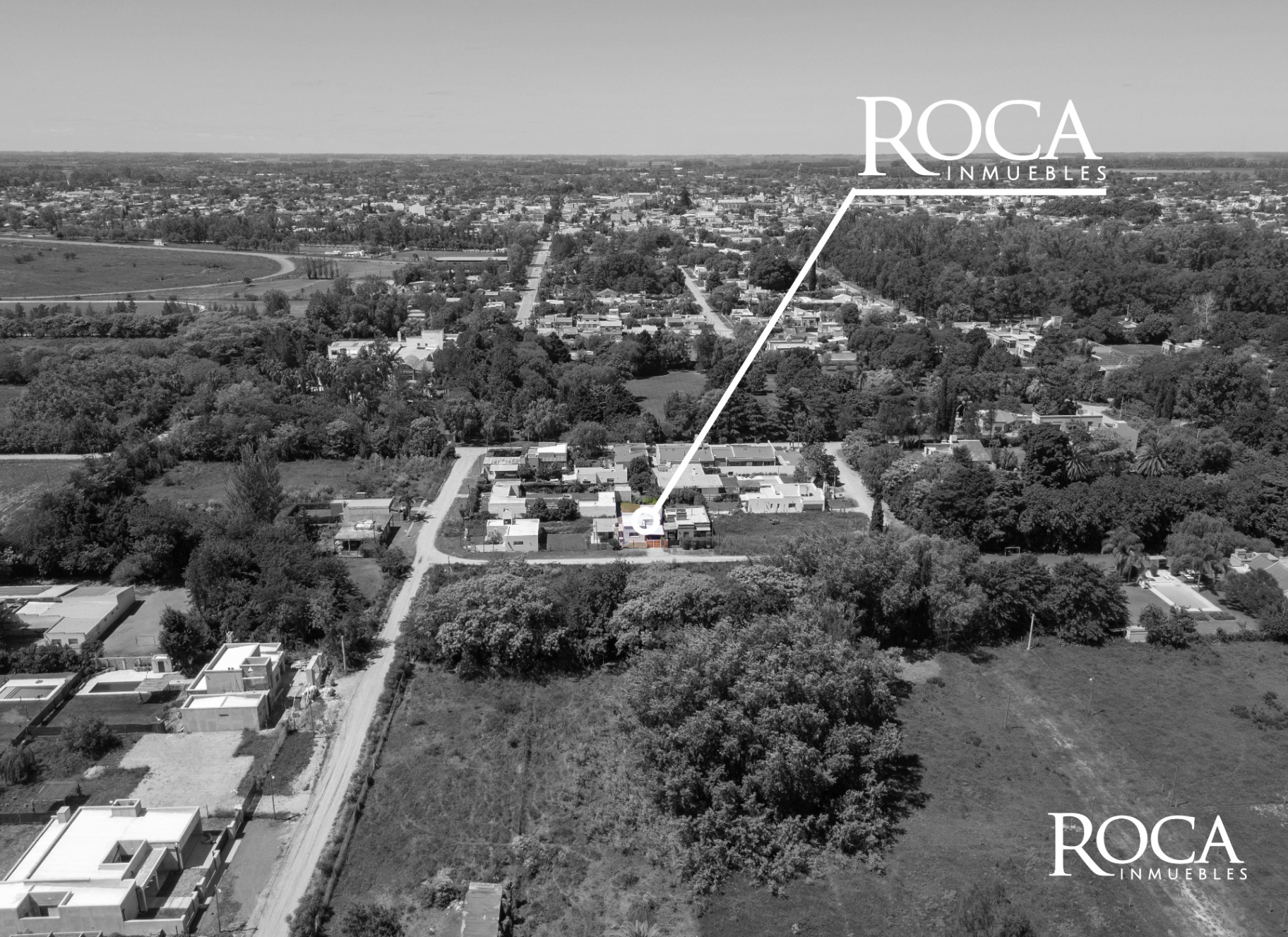 Fotografía inmobiliaria de Casa Los Robles en Lobos, Buenos Aires — foto 9 por SkyView