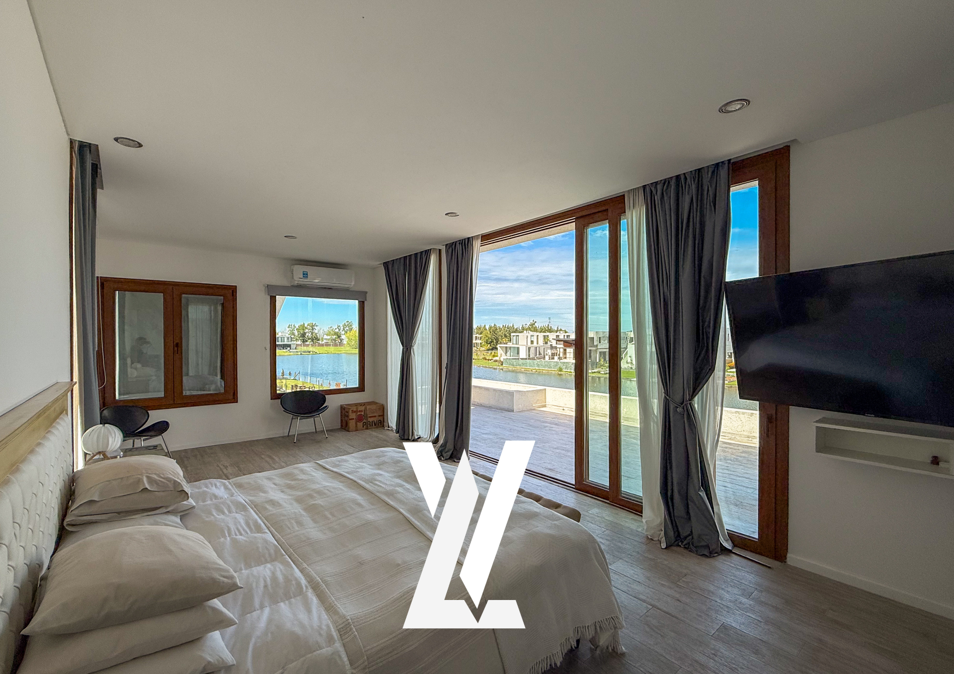 Fotografía inmobiliaria de Casa Laguna Grande en Nordelta, Tigre — foto 10 por SkyView