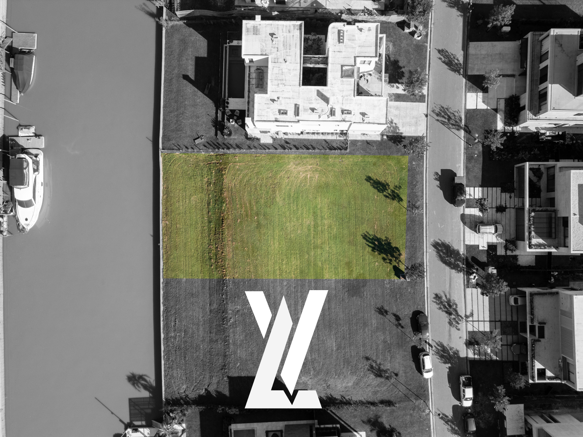 Fotografía inmobiliaria de Terreno Yacht Club en Nordelta, Tigre — foto 1 por SkyView